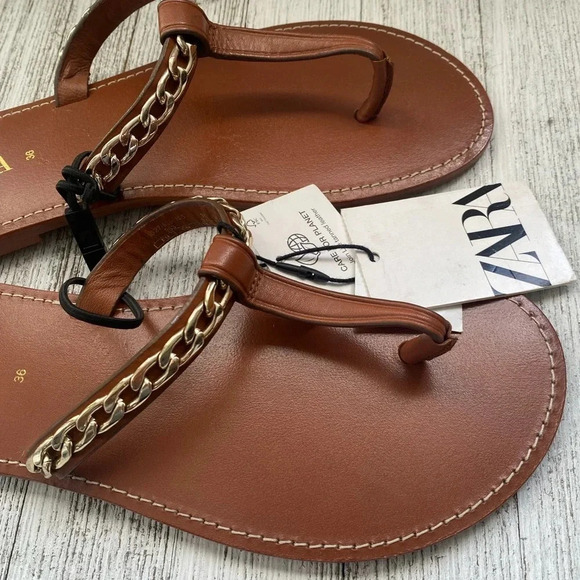 NWT ZARA FLAT GENUINE LEATHER SANDALS WITH CHAIN - Picture 4 of 9